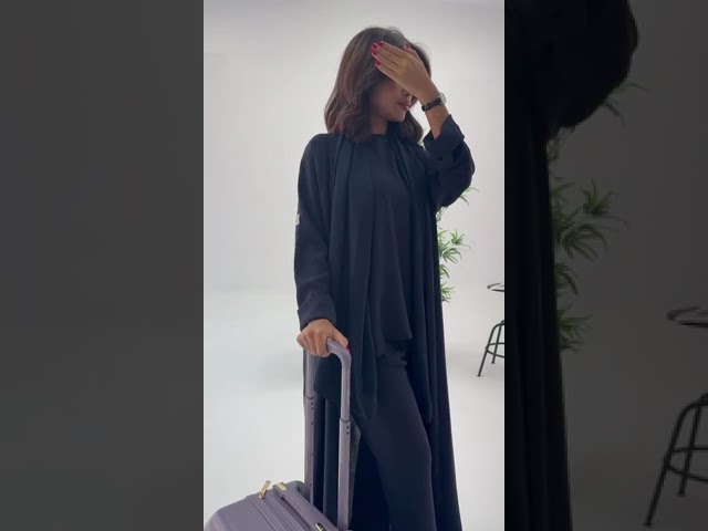 طقم عباية طويلة وبنطلون "كحلي"