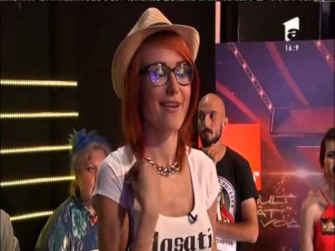 Prezentare: Beatrice Apostu făcea furori în discotecile din toată ţara!