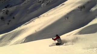 preview picture of video '2013 01 20 Ski de poudreuse aux Sybelles Part 1'