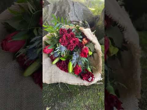Making of our Remembrance Day tribute bouquet