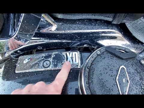 Metric version of the Roadglide Streetglide Voyager 1700 tour version of the Vaquero vn1700 850lbs