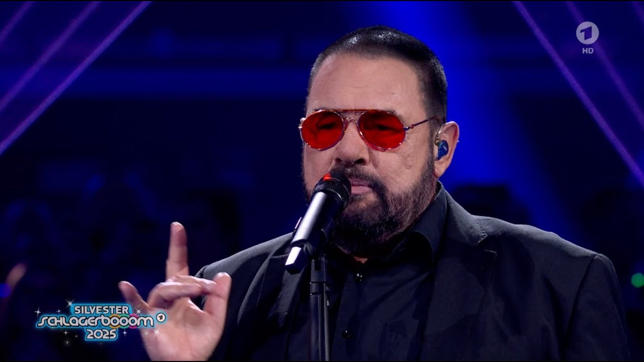 Alphaville - "Big in Japan" & "Forever Young" Live