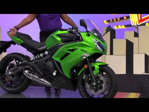 The Price Is Right - Sheryl Underwood works it!