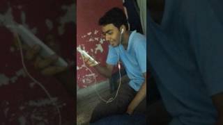 Download lagu Teenage boy singing on smule app mp3