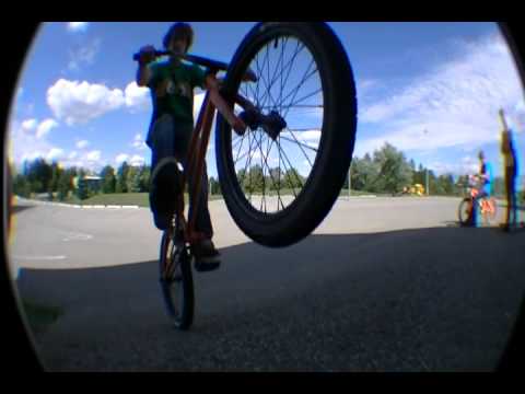 Kenny Mackinnon Friggin Edit Featuring Davin Peart