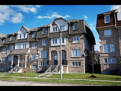 $1,700 - 32 Abela Lane, Ajax, ON L1T 0C1