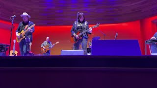 amy ray: 2024-02-01: musical instrument museum - phoenix, arizona - black heart today