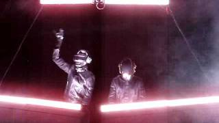 Daft Punk Alive 2007 Denver - Television/Around the World Intro (Close Up)