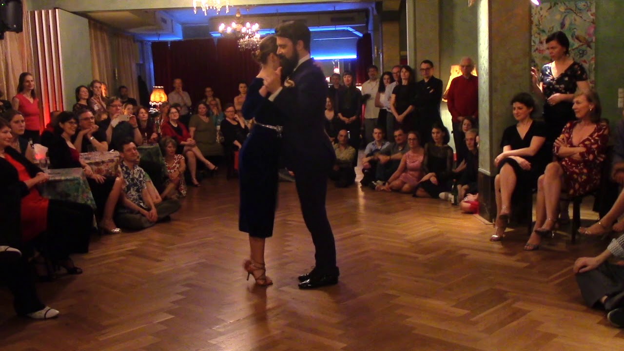 Maja Petrović & Marko Miljević - "A una mujer" - D'Arienzo/Reynal - 3/5