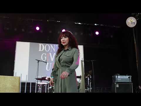 Interview et extrait du live de Don't Give Up - Rock Fest 1MDB 2023