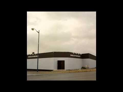 Bot'Ox - 2.4.1 (Cosmo Vitelli Remix)