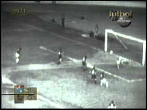 COPA LIBERTADORES 1971 SPORTING CRISTAL BOCA JUNIORS (2X0). GOL DE JUAN ORBEGOSO