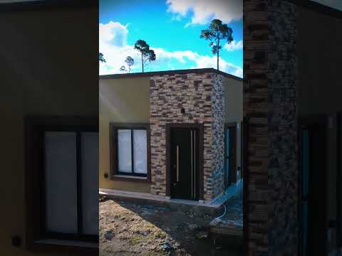 Entrega de vivienda - Villa Yacanto, Cordoba