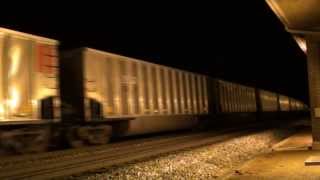 preview picture of video 'BNSF Coal Train C-BTMCCM0-06A At Night (January 19, 2014) [HD]'