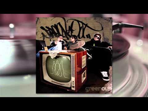 Green Out feat. Kemp OD - Betta Timot