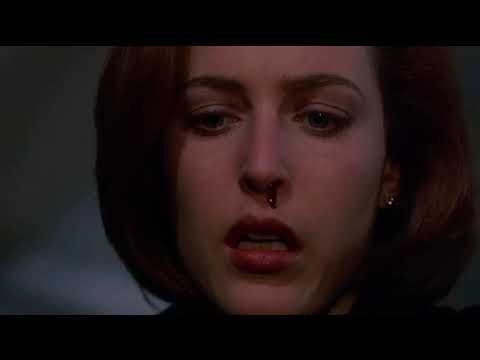 The X-Files - Scully gets a nosebleed in front of Mulder