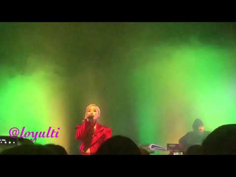 190308 Tiffany Young Born Again LipsonLips Chicago