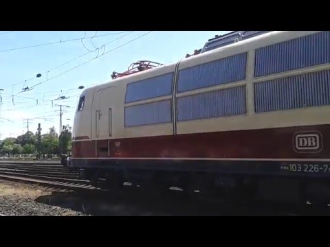 BR 103 226 7 Anfahrt mit Pfiff und Schaltwerksound DB Museum Koblenz 2015 (50 Jahre Baureihe 103)
