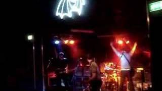 The Futureheads - Return Of The Bezerke (Live In Milan)