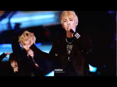 [fancam] 111028 SHINee sexy Key @ Busan K-POP Concert - YouTube.FLV