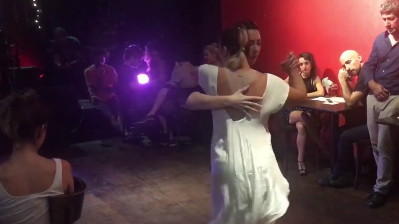 Inés Muzzopappa y Gaby Mataloni - Milonga del Pez Cañón feb/2020 2/3