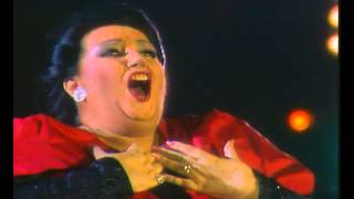 Freddie Mercury &amp; Montserrat Caballé - How Can I Go On  (HD)