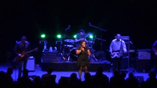 Shemekia Copeland Ain't Gonna Be Your Tattoo à la Traverse de Cléon 27 11 14 RG2764