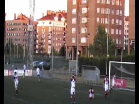 Gol de la Gimnastica al TSK Roces D.H. 01-09-2012.wmv