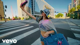 Charlotte M. - Taxi (Official video)