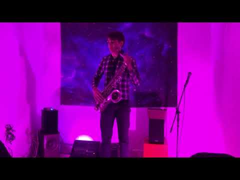 Anthony Ferrara Plays the SAX at The Tiny Cupboard