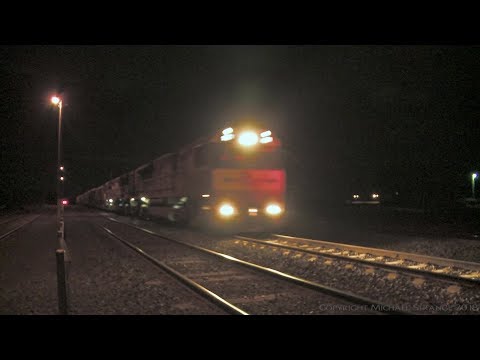 SCT MP9 Freight Train With Containers & Boxcars - PoathTV