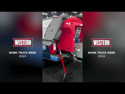 WESTERN MARAUDER™ Poly Hopper Spreader with Auger