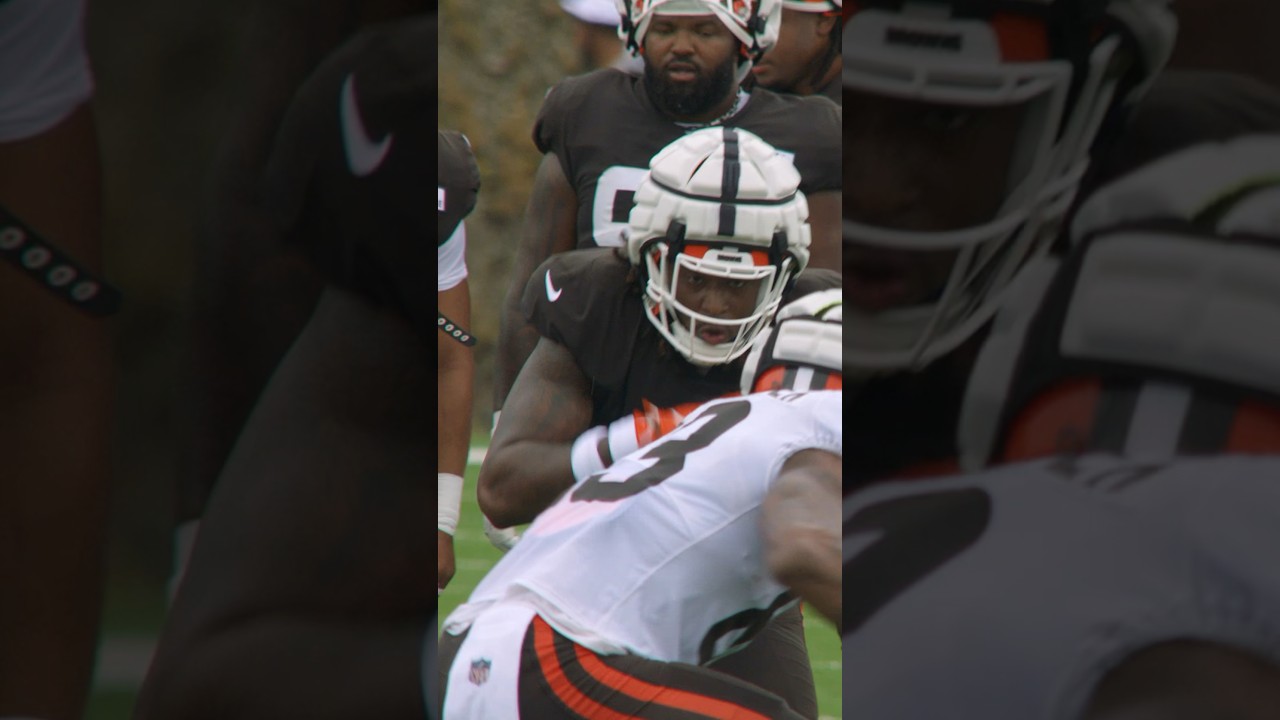 Alex Wright MOVING down the field😮‍💨