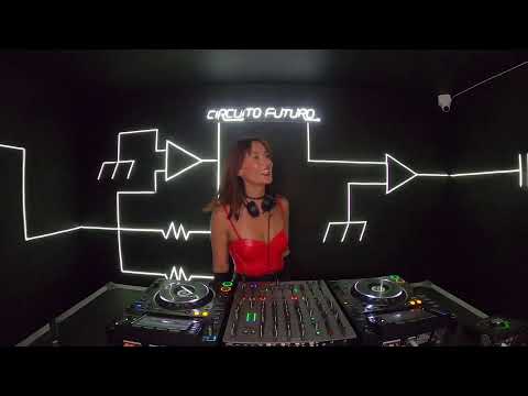 LINDA LENOR en Circuito Futuro 5ta temporada