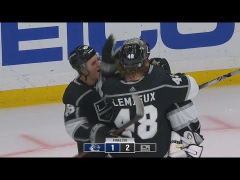 Viktor Arvidsson Scores Shootout Goal To Break The Vancouver Canucks' 7 Game Win-Streak