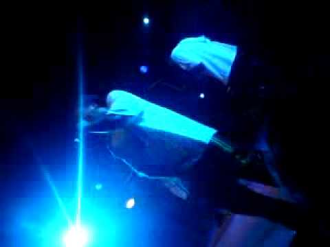 gkomenes iparxoun polles - taki tsan