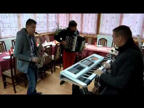 Milan Strasni i Andrija kuta - Saxo beat (Live)