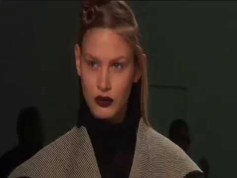 NEW YORK  RUNWAY FASHION SHOWS OF 2006 2007 FEAT  JASON WU