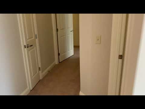 Lynnfield Commons: Two Bedroom Top Floor