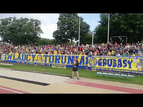 Doping kibiców Elany Toruń Na meczu z Zawiszą Bydgoszcz