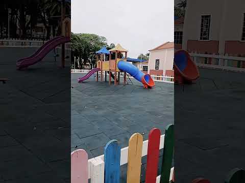 olha só parquinho da igreja de guaporema Paraná que lindo