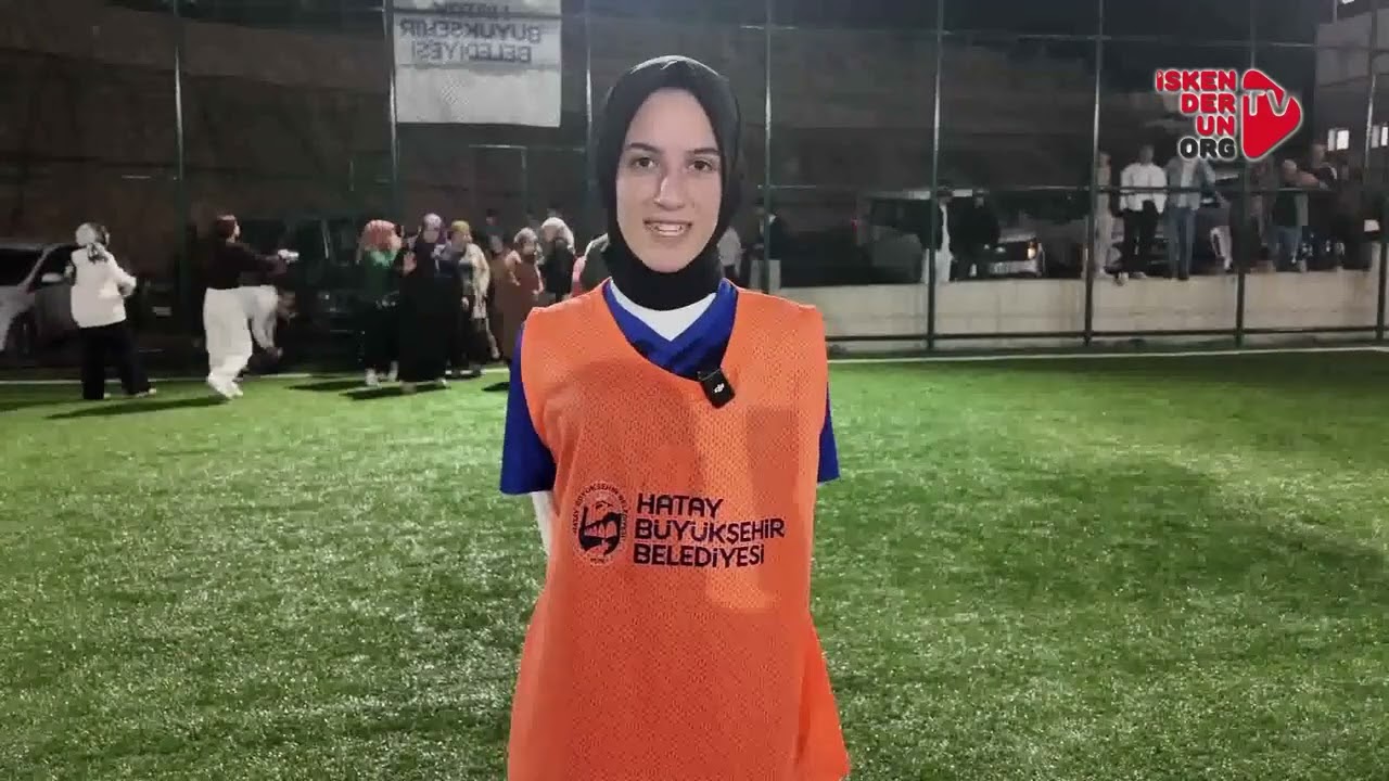 Hassa’da Kadınların Halı Sahada Cumhuriyet Coşkusu
