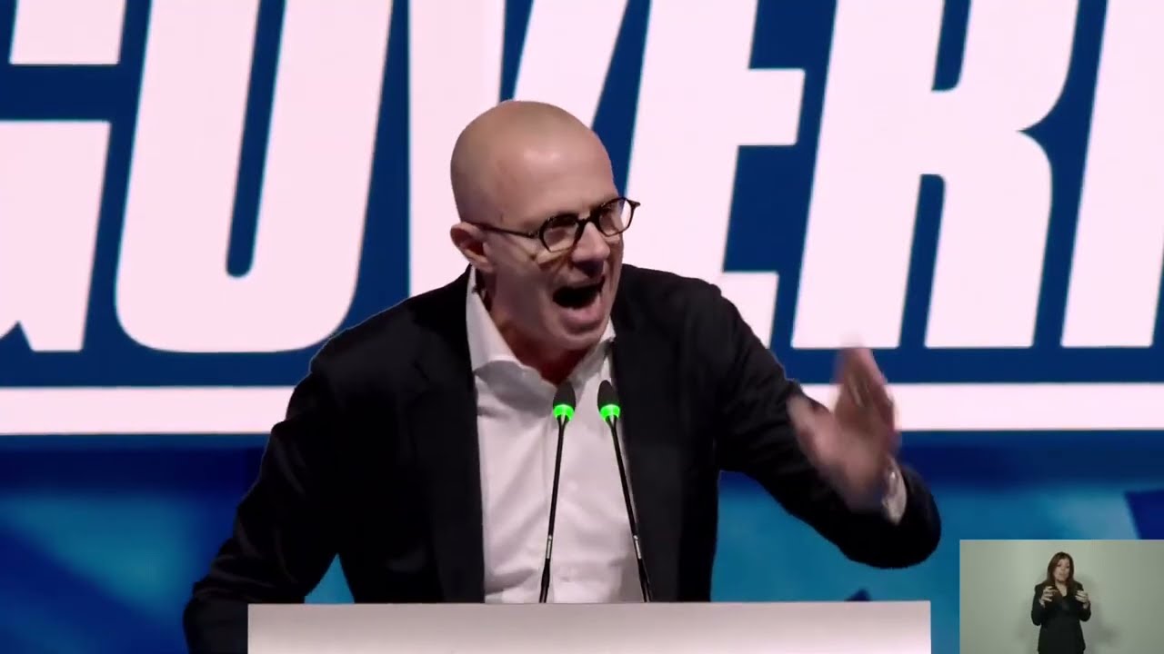 L'INTERVENTO DI FUOCO DI MASSIMILIANO ROMEO AL CONGRESSO FEDERALE DELLA LEGA