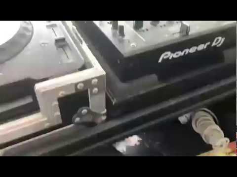 IRATION STEPPAS PLAYS  ETHIOPIAN ROCK  WITH FAR East on the melodic