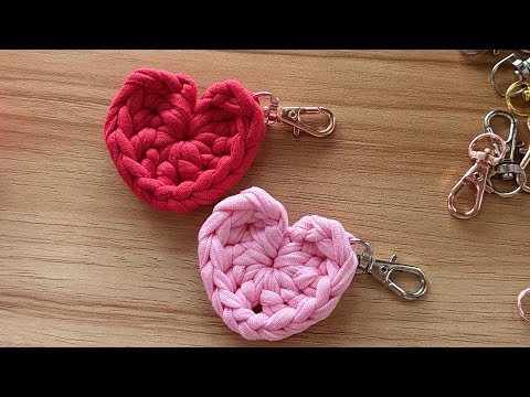 HOW TO MAKE A CROCHET HEART WITH LEFTOVER RIBBONS / QUICK AND EASY TUTORIAL