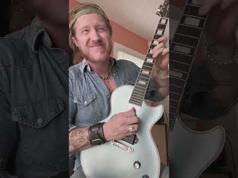 Combine major & minor pentatonics to solos ala’ #LeslieWest #guitartips #guitarsolo #bluespower