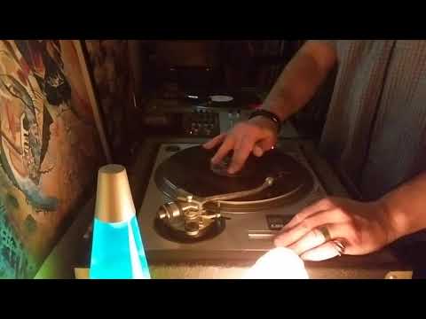 DrGiggles Live DJ Vinyl Mix on turntables Hardcore Techno Rave Old School 1992 video