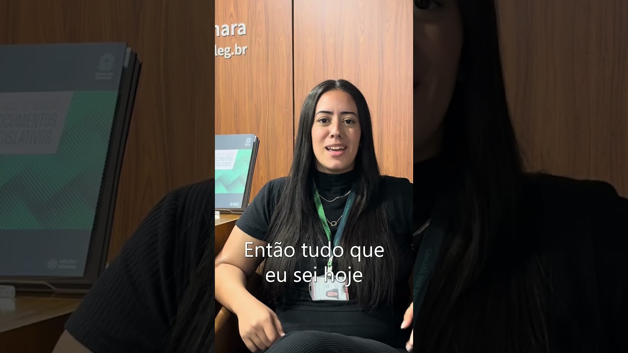 O que uma estagiária de Letras faz na Câmara ?