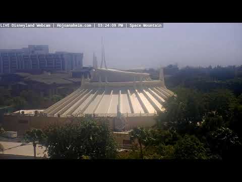 Live webcam of Disneyland Cam