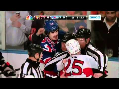 Hockeyfighters.cz  Chris Neil vs Brian Boyle.wmv